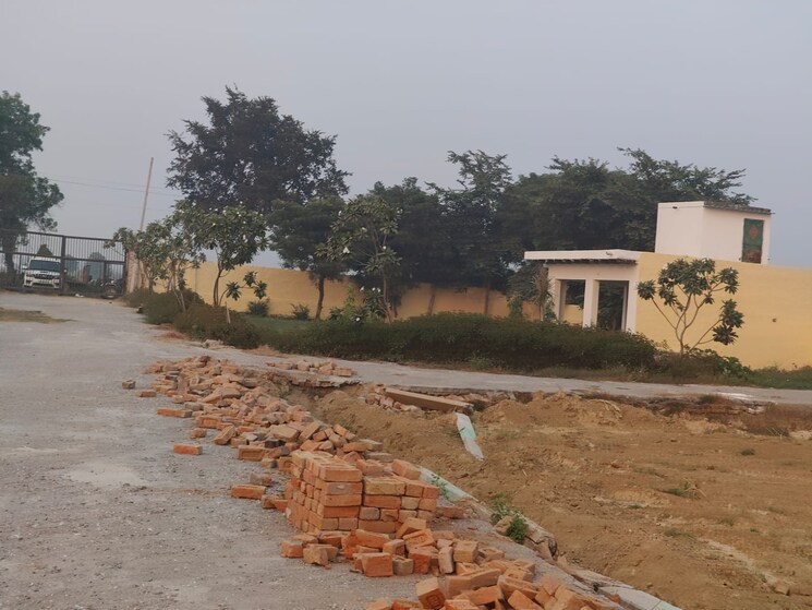 Exterior View, babaji-wave-homes  100 Sq.Yd. Plot In Knowledge Park Ii Greater Noida Greater Noida 8431458