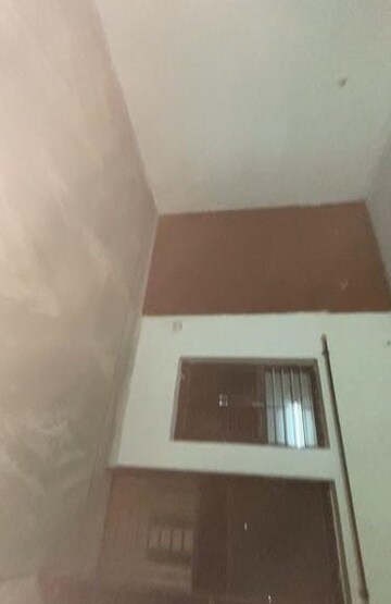 Furnished Amenities in 4 BHK Builder Floor at Sector 43 – for Rent