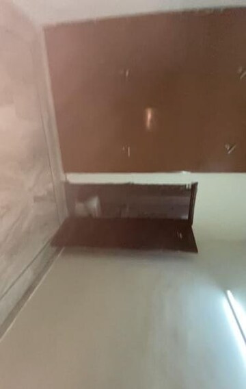 Furnished Amenities in 4 BHK Builder Floor at Sector 43 – for Rent