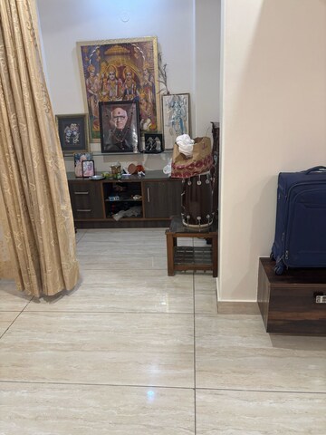 Living Room in 2 BHK Builder Floor at Ramesh Nagar – for Rent