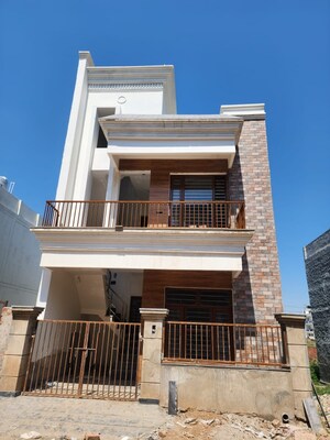 4 BHK Independent House For Sale in Sunny Enclave
