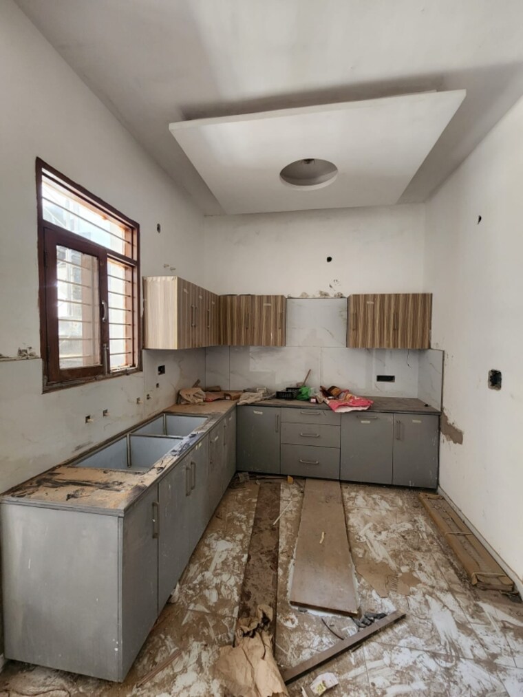 Kitchen, sunny enclave 4 Bedroom 100 Sq.Yd. Independent House In Sunny Enclave Mohali 8431543