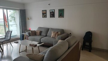 3 BHK Apartment For Rent in Dheeraj Celestial, Bandra West