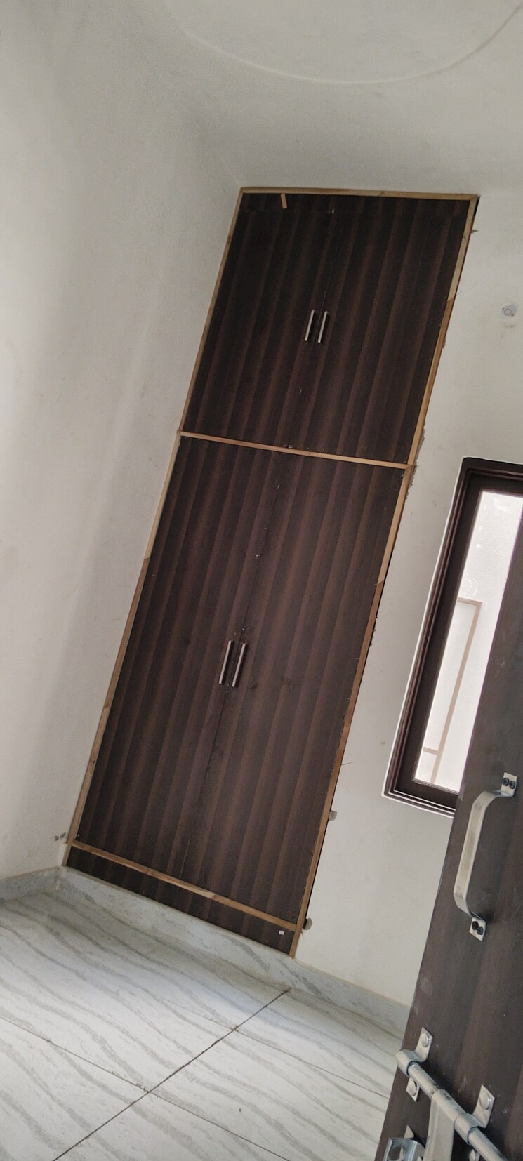 Room, meerut cantt 3 Bedroom 100 Sq.Yd. Independent House In Meerut Cantt Meerut 8431590