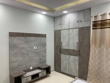 Room in 3 BHK Apartment at Merlin 5th Avenue, Salt Lake City – for Rent