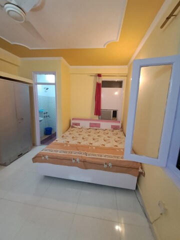 Bedroom in 2 BHK Apartment at Saket – for Rent