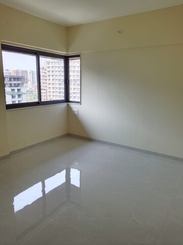 Bedroom in 2 BHK Apartment at BDL Hresa, Chembur – for Rent