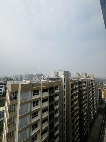 2 BHK Apartment For Rent in Nahar F Residences, Balewadi