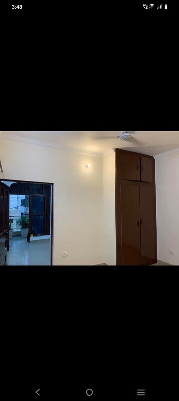 Room in 2 BHK Builder Floor at Saket – for Rent