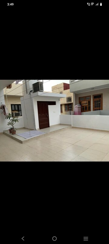 Bedroom in 2 BHK Builder Floor at Saket – for Rent