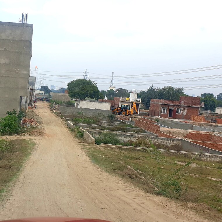 Garden, raj nagar extension  275 Sq.Yd. Plot In Raj Nagar Extension Ghaziabad 8431668