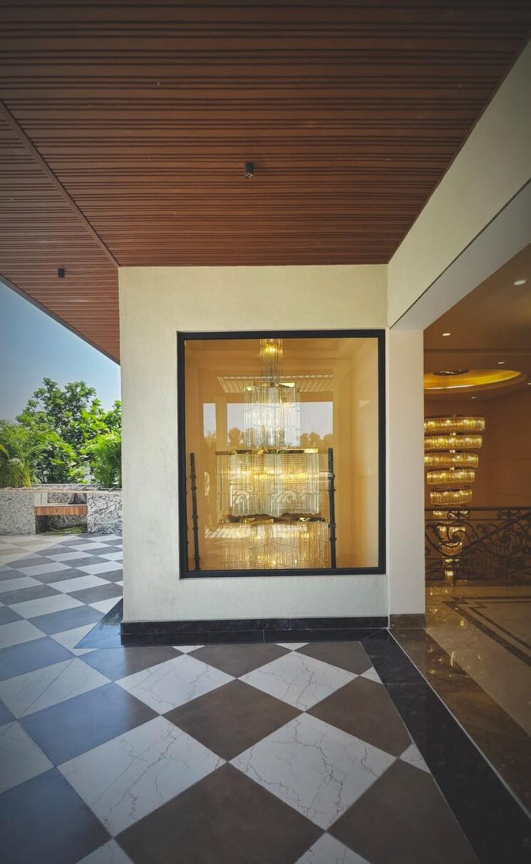 Exterior View, dera mandi 5 Bedroom 1000 Sq.Yd. Villa In Dera Mandi Delhi 8431735