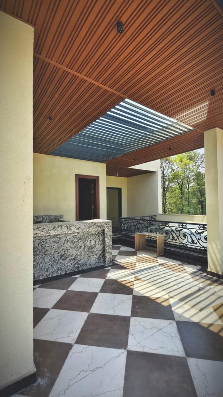 Exterior View, dera mandi 5 Bedroom 1000 Sq.Yd. Villa In Dera Mandi Delhi 8431735