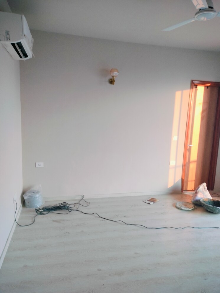 Room, m3m-sky-city 3 Bedroom 2054 Sq.Ft. Apartment In Sector 65 Gurgaon 8431741