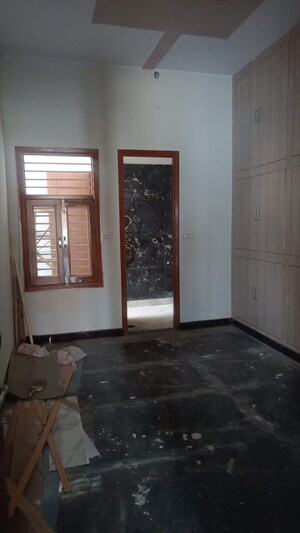 Room in 3 BHK Independent House at Yashoda Kunj  – for Sale