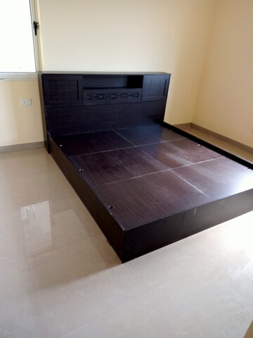 Furnished Amenities in 2 BHK Apartment at Ps Panache, Salt Lake City – for Rent