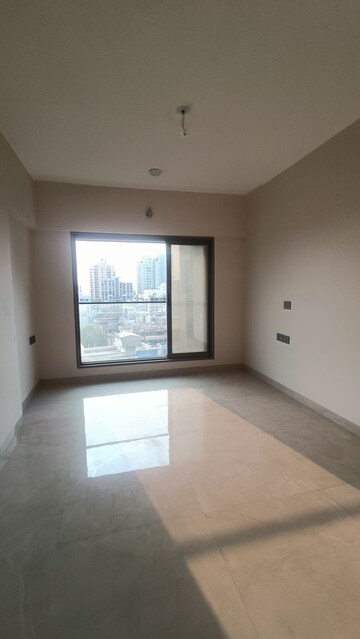 Room in 3 BHK Apartment at Shreeji CHS Borivali, Borivali West – for Rent