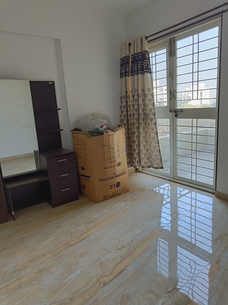 Room, spring-valley 2 Bedroom 950 Sq.Ft. Builder Floor In Alandi Road Pune 8431871