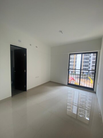 Room in 2 BHK Apartment at Shapoorji Pallonji Joyville Hinjewadi, Hinjewadi – for Rent