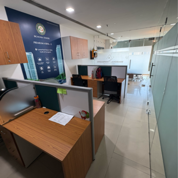 Team Area in  Office Space at Vipul Trade Centre, Dhani – for Rent