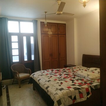 Bedroom in 3 BHK Builder Floor at Safdarjang Enclave – for Rent