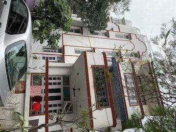 3 BHK Builder Floor – Exterior View View at Safdarjang Enclave - for Rent