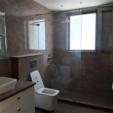 Bathroom in 4 BHK Apartment at Vipul World Floors, Sector 48 – for Rent