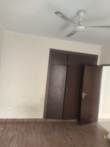 Room in 2 BHK Apartment at Futec Gateway, Sector 75 – for Rent