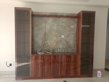 Room in 3 BHK Apartment at Puri Anand Villas Phase II, Sector 81 – for Rent