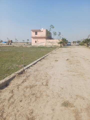  Plot For Sale in Jewar