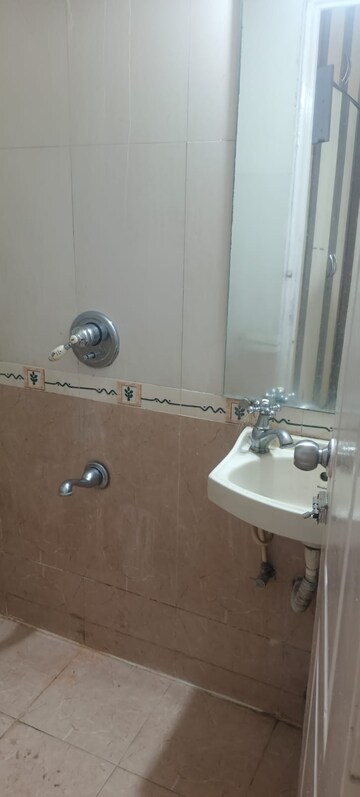 Bathroom in 2 BHK Apartment at Tharwani Heritage, Kharghar Sector 7 – for Sale