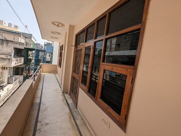Balcony in 3 BHK Builder Floor at RWA Residential Society Sector 46, Sector 46 – for Rent