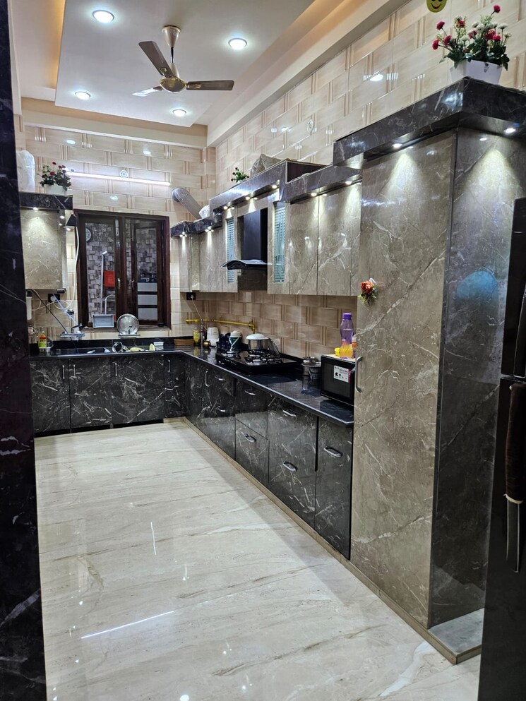 Kitchen, modipuram 6 Bedroom 147 Sq.Yd. Villa In Modipuram Meerut 8432348