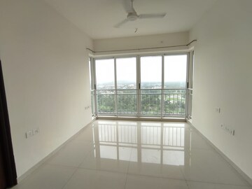 Room in 2 BHK Apartment at Marathon Nexzone Vega 1, New Panvel – for Rent