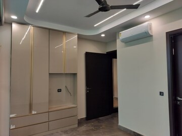 Building Lobby in 3 BHK Builder Floor at Greater Kailash I – for Rent