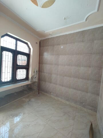 Furnished Amenities in 4 BHK Independent House at Sector 19 – for Sale