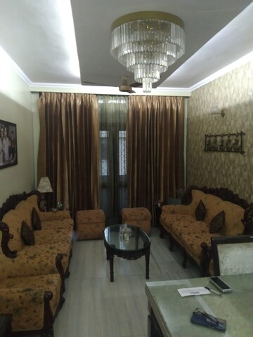 2 BHK Builder Floor For Rent in Chittaranjan Park