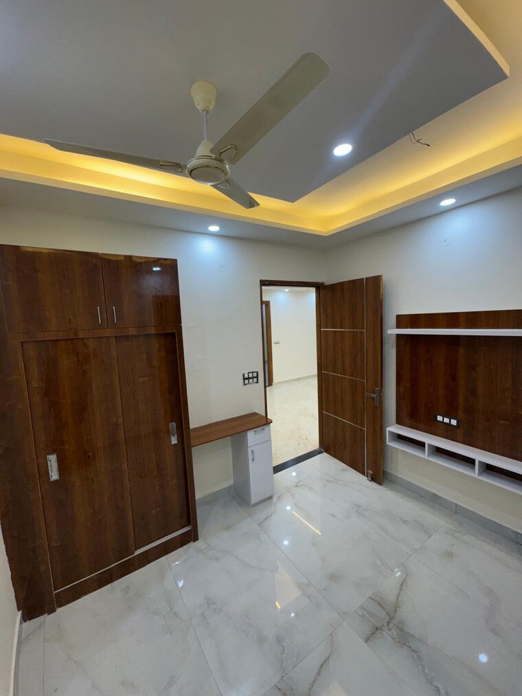 Room, gms road 3 Bedroom 1400 Sq.Ft. Builder Floor In Gms Road Dehradun 8432620