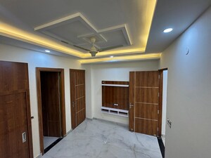 Bedroom in 3 BHK Builder Floor at Gms Road – for Sale