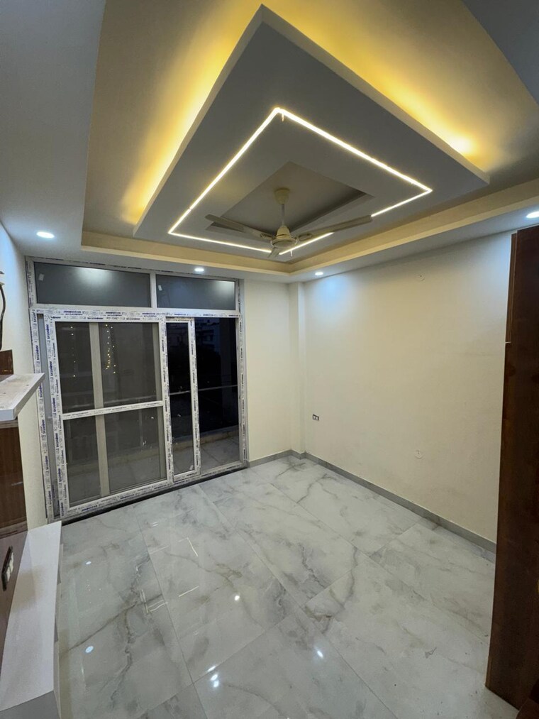 Room, gms road 3 Bedroom 1400 Sq.Ft. Builder Floor In Gms Road Dehradun 8432620
