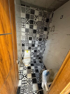 Master Plan in 3 BHK Builder Floor at Gms Road – for Sale