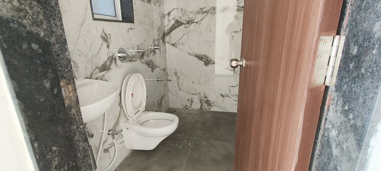 Bathroom, kaustubh-vanrai 2 Bedroom 698 Sq.Ft. Apartment In Kandivali East Mumbai 8432722