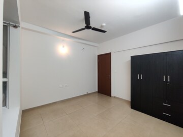 Room in 2 BHK Apartment at Bhartiya Nikoo Homes Phase 2, Thanisandra Main Road – for Sale
