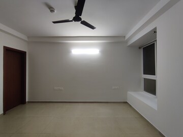 Room in 2 BHK Apartment at Bhartiya Nikoo Homes Phase 2, Thanisandra Main Road – for Sale