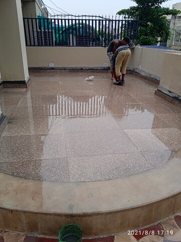 Bathroom in 4 BHK Villa at SS Mayfield Gardens, Sector 51 – for Rent