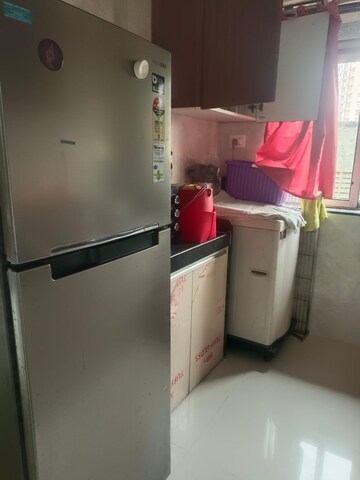 Team Area in 1 BHK Apartment at Mahim West – for Rent