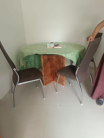 Furnished Amenities in 1 BHK Apartment at Mahim West – for Rent
