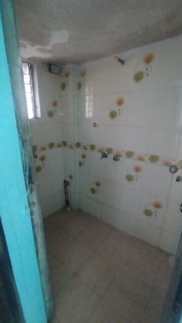 Bathroom in 1 BHK Apartment at Dombivli West – for Rent
