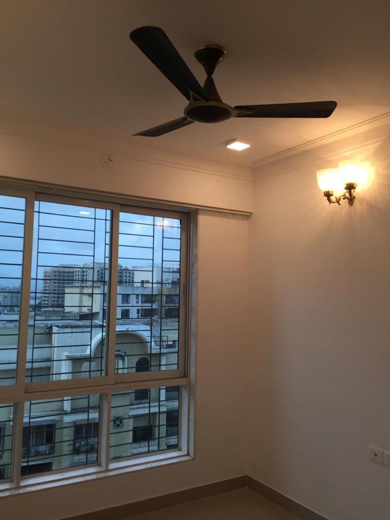 Bedroom, nahar-amrit-shakti-water-lily-and-white-lily 2 Bedroom 1036 Sq.Ft. Apartment In Chandivali Mumbai 8432798