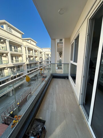 Balcony in 3.5 BHK Builder Floor at Smart World Gems, Sector 89 – for Sale